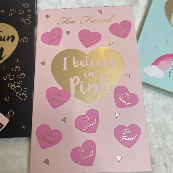 Too Faced Limited edition “i have way more makeup at home”
